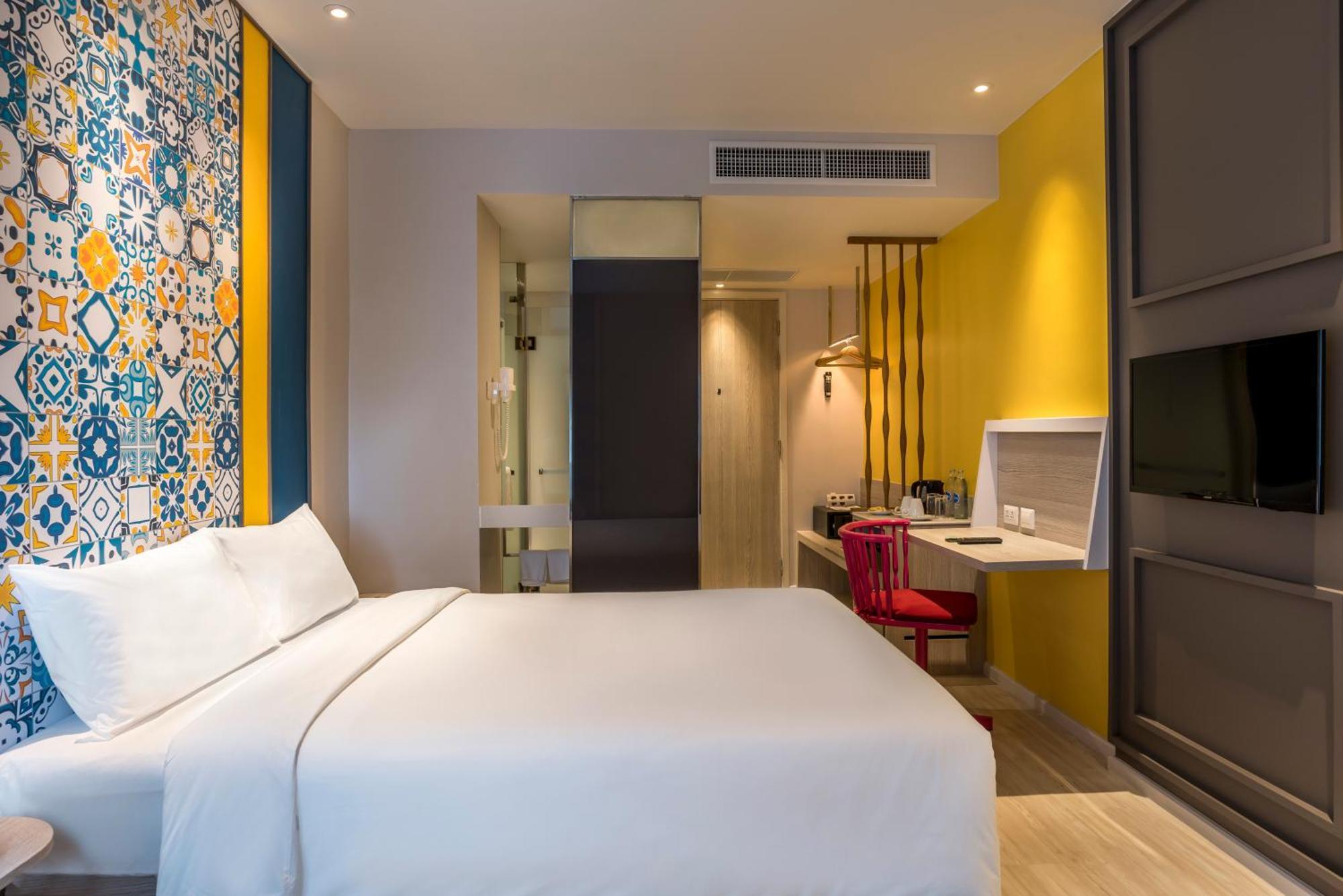 Ibis Styles City Отель Пхукет