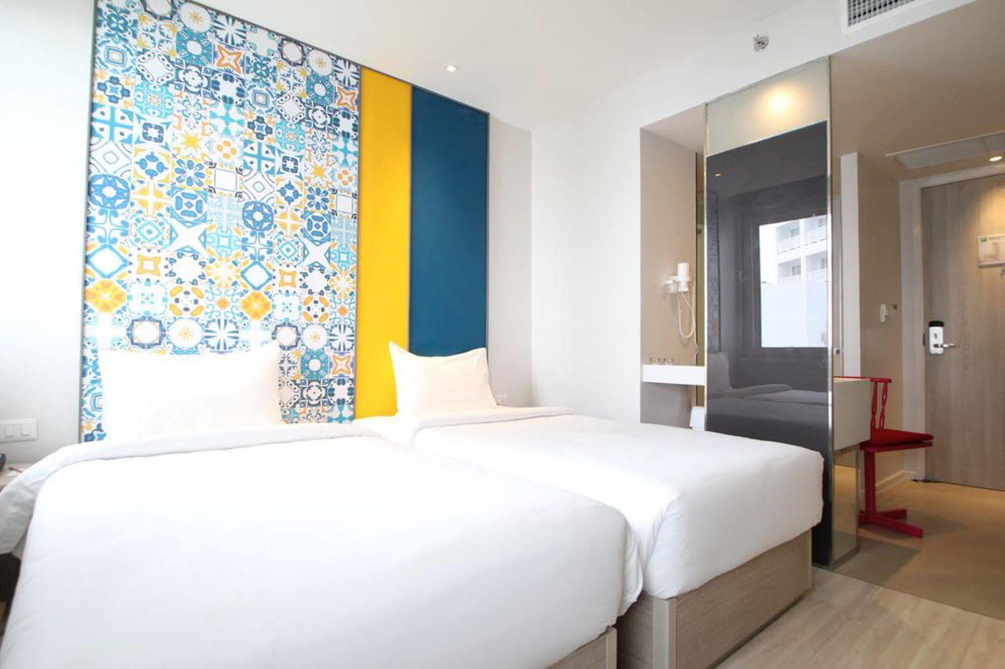Отель Ibis Styles City 4*